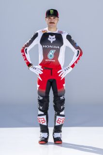 Profile_Fernandez_©HondaRacing_@shotbybavo_DSC_1779