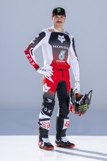 Profile_Fernandez_©HondaRacing_@shotbybavo_DSC_1797