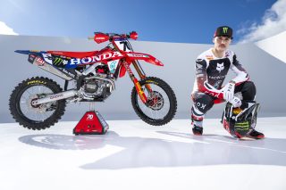 Portrait_Fernandez_©HondaRacing_@shotbybavo_DSC_1816