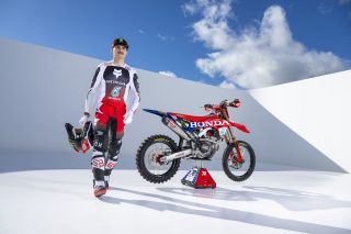 Portrait_Fernandez_©HondaRacing_@shotbybavo_DSC_1831