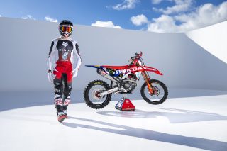 Portrait_Fernandez_©HondaRacing_@shotbybavo_DSC_1876