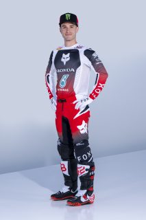 Profile_Vialle_©HondaRacing_@shotbybavo_DSC_2066