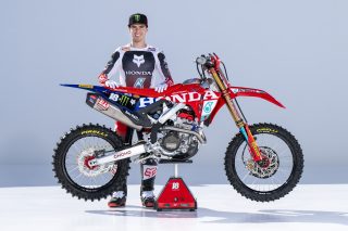 Portrait_Lata_©HondaRacing_@shotbybavo_DSC_1651