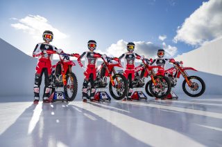 Portrait_Team_©HondaRacing_@shotbybavo_DSC_2299