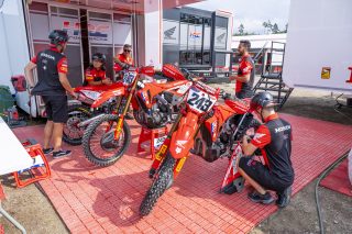 HRC_Sweden_©hondaproracing_@shotbybavo_DSC_1290